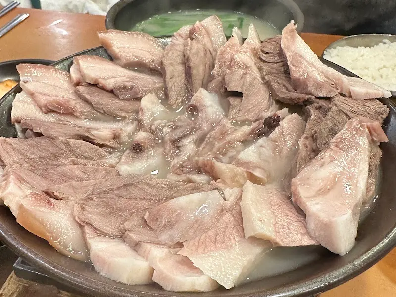 수육의 다양한 부위