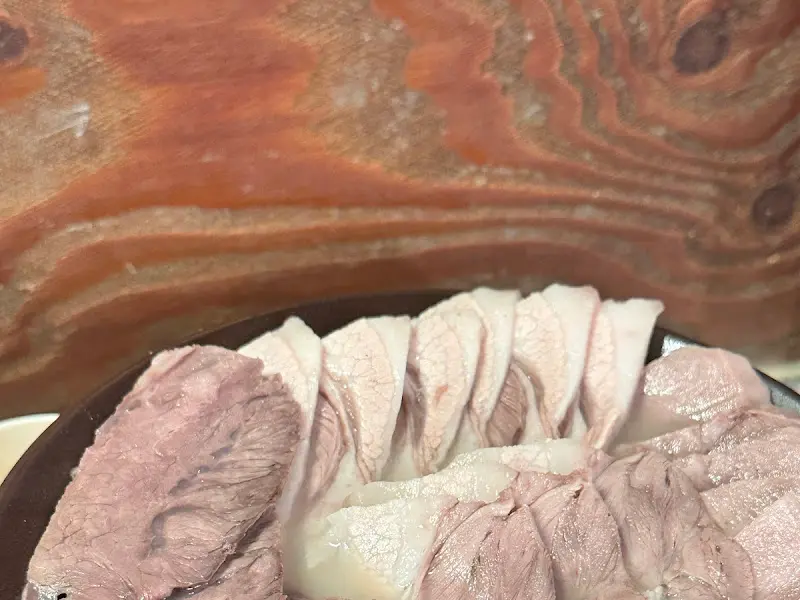 돼지국밥 수육 백반 한상차림