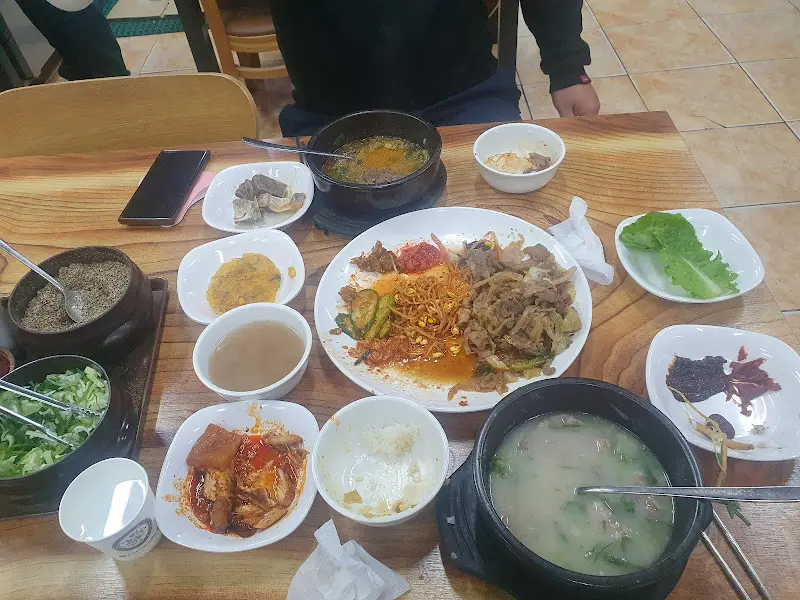 푸짐한 한 상 차림