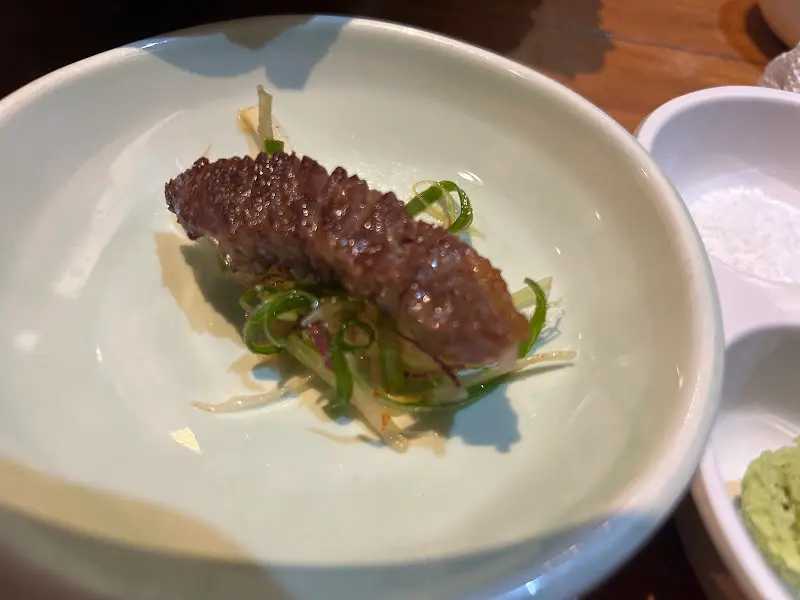 파무침과 함께 먹는 우대갈비