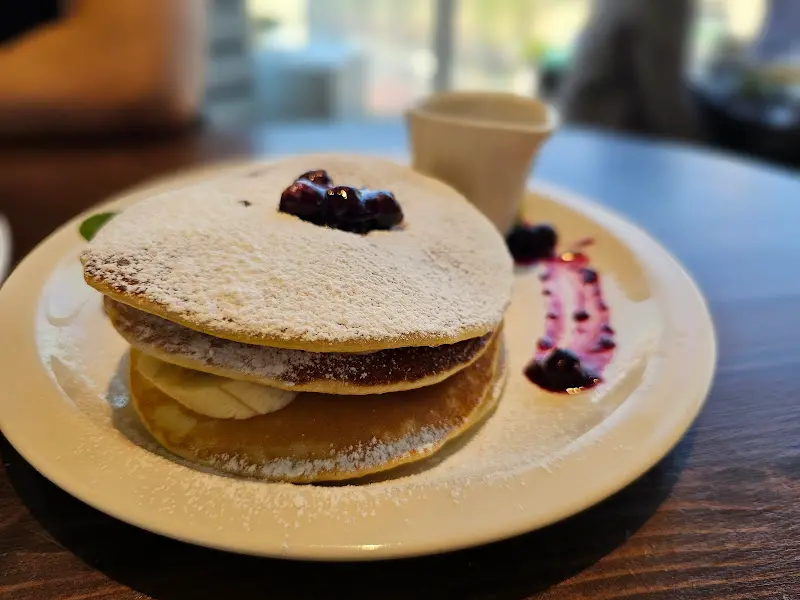 달콤한 팬케이크는 완벽한 마무리였다.