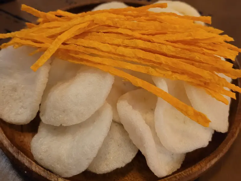 독특한 플레이팅의 안주