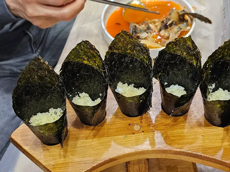 정갈하게 담긴 마끼