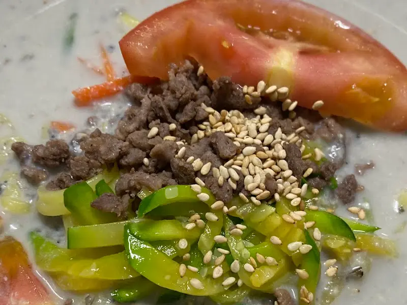 장수돼지국밥의 콩국수