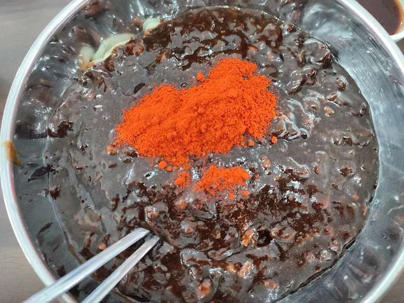 매콤한 짜장의 유혹