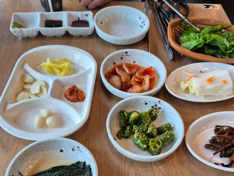 정갈하고 맛깔스러운 밑반찬