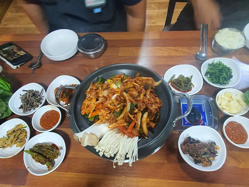 다채로운 밑반찬