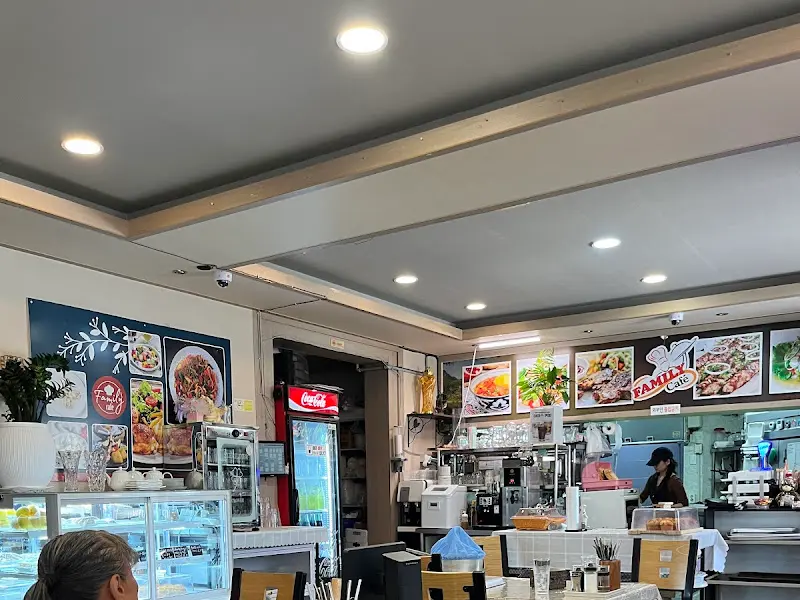 CYC 중앙아시아 음식 전문점 내부