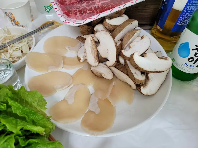 장흥 삼합 재료