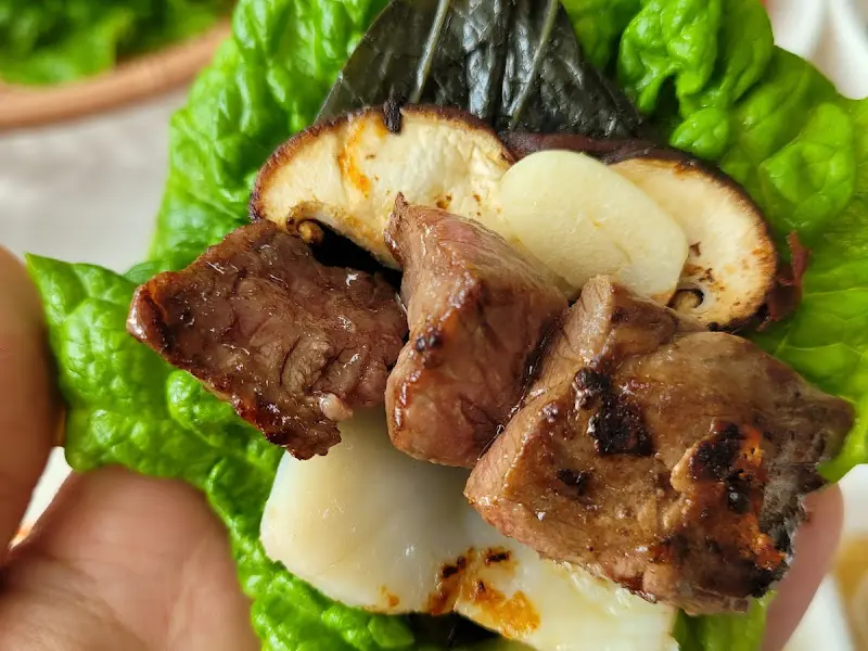 한우 삼합 쌈