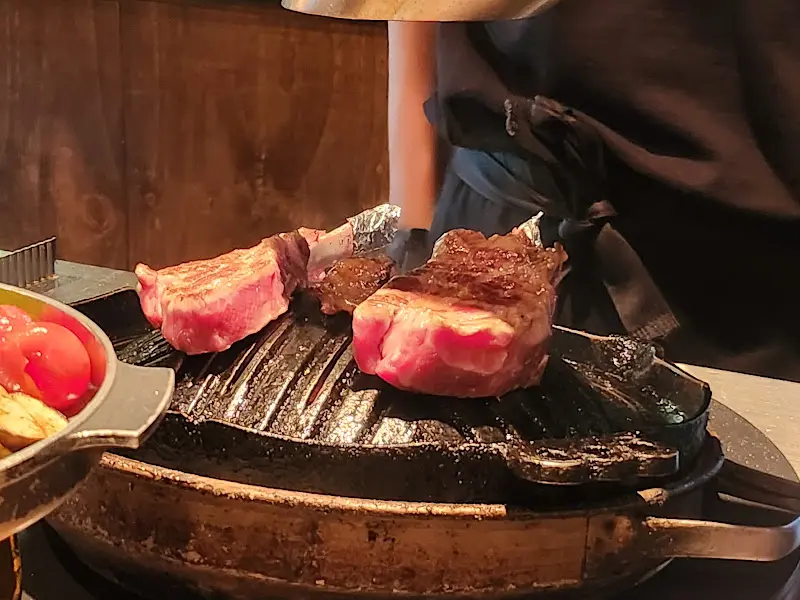 직원분이 구워주는 양갈비