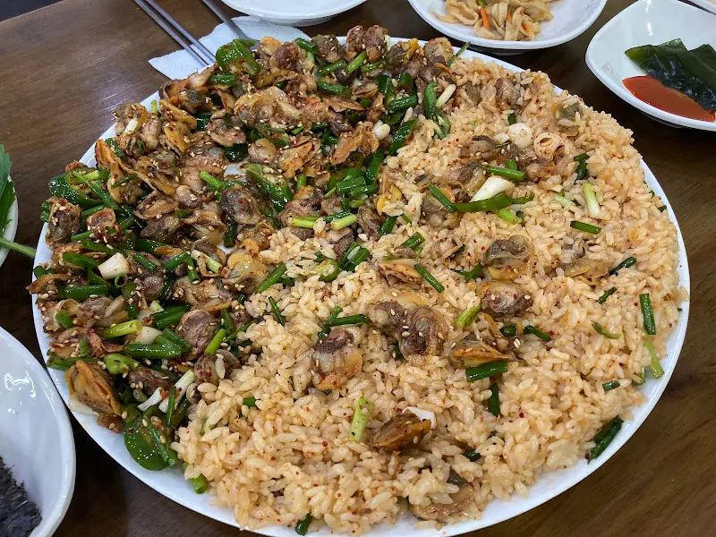 꼬막비빔밥 전체샷