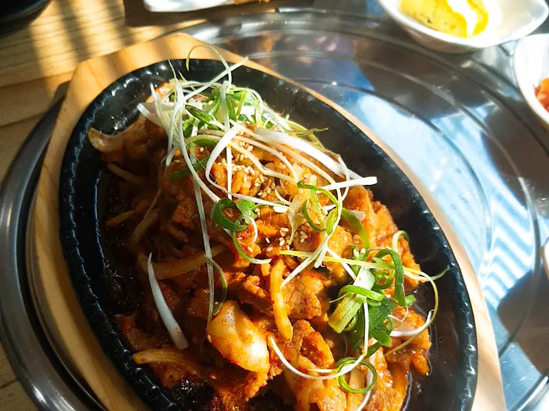 윤기가 흐르는 제육볶음