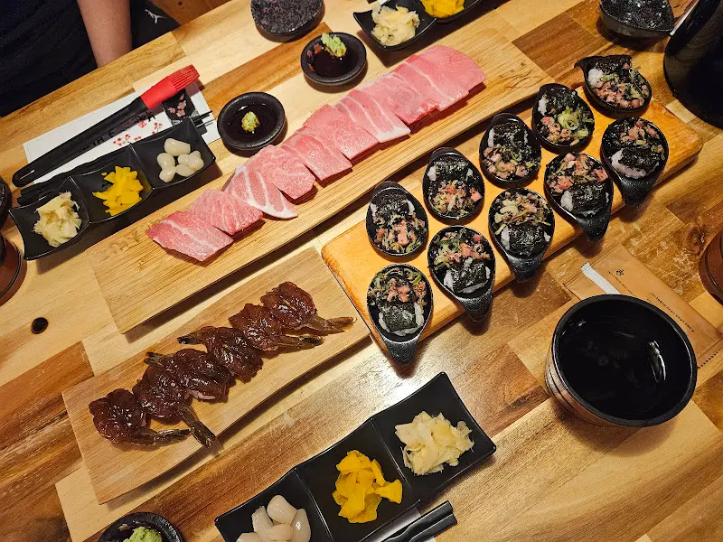 다채로운 초밥 한 상