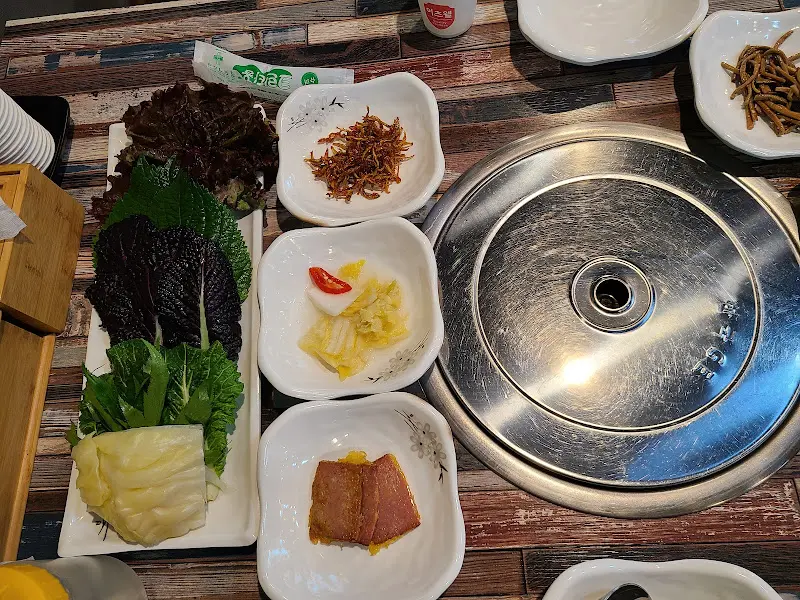 쌈 채소와 밑반찬