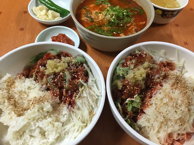 창녕식당 회비빔밥과 매운탕