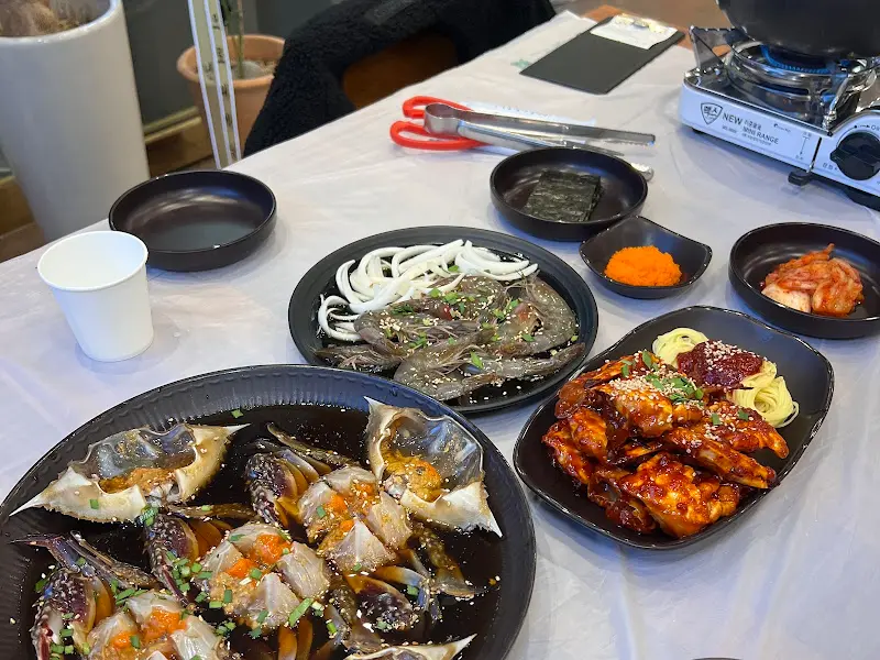 게장 한상 차림