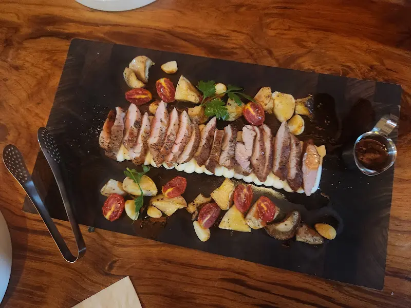 환상적인 비주얼의 흑돼지 안심구이