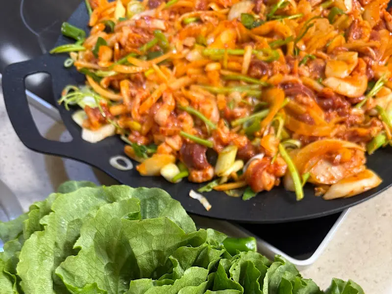 오리주물럭과 쌈 채소 포장