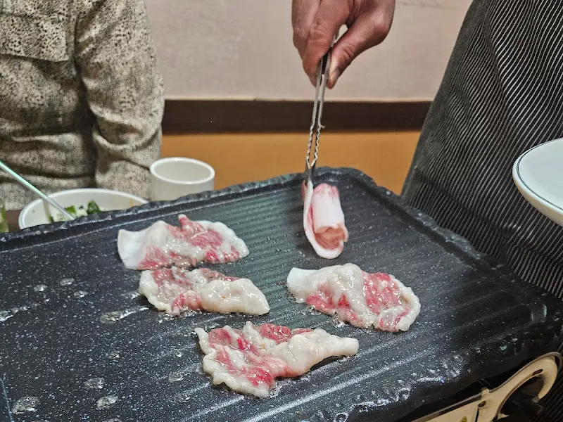 돌판에 구워지는 안심