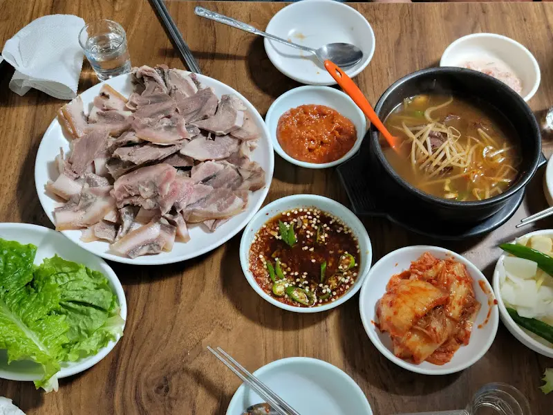 황금식당 한 상 차림