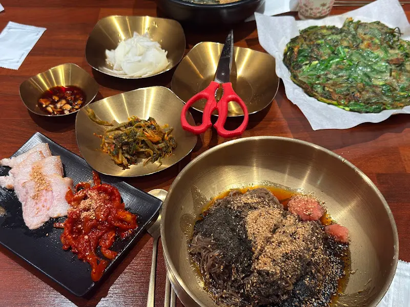 서민막국수 옹심이