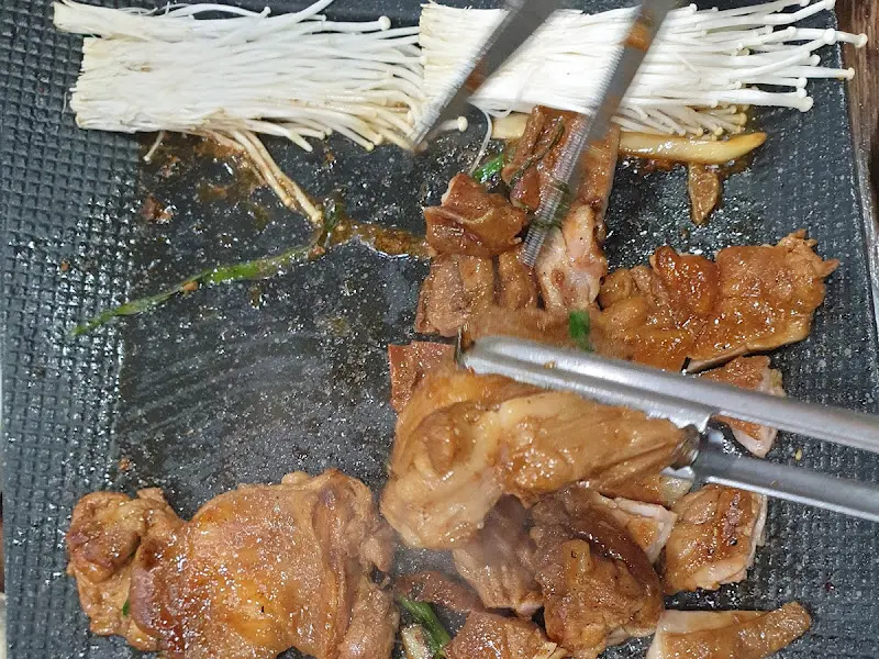 닭갈비와 버섯