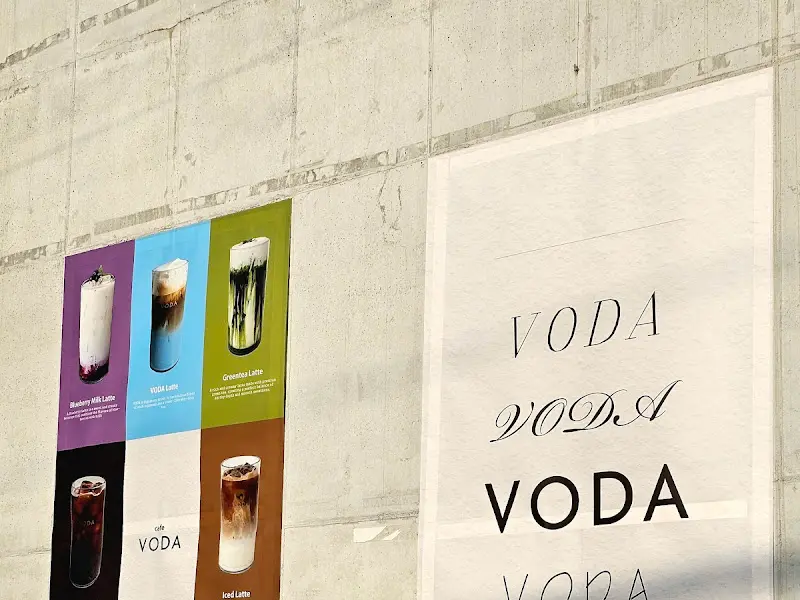 VODA 음료 메뉴 포스터