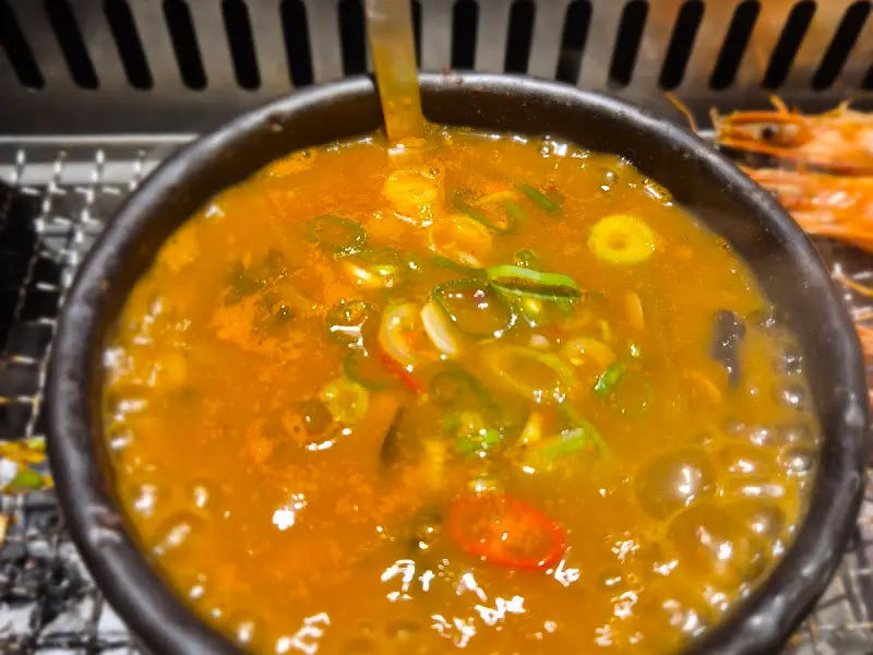 보글보글 끓는 된장찌개