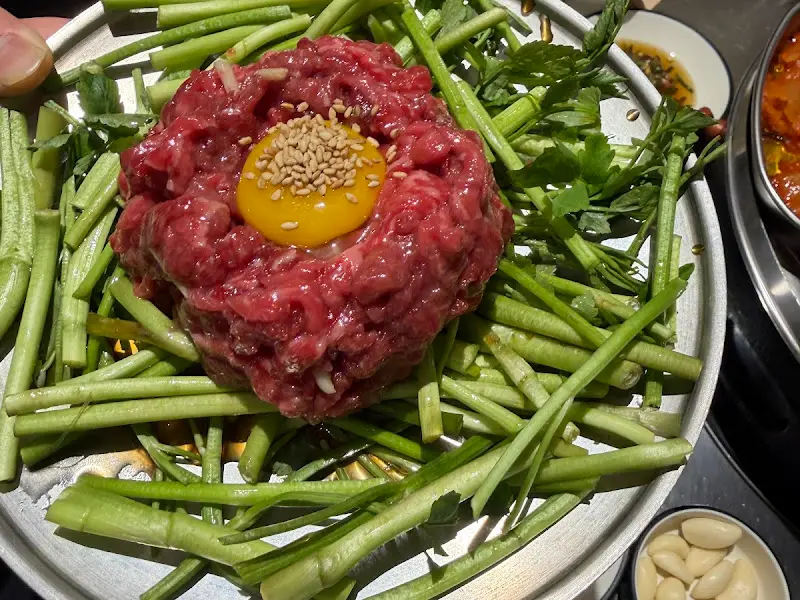 신선함이 가득한 육회