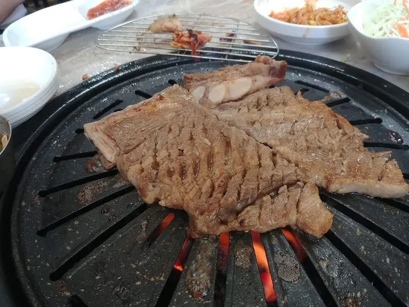 숯불 돼지갈비
