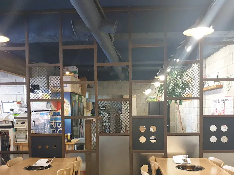 깔끔한 내부 인테리어