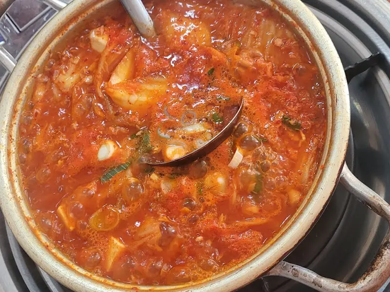 보글보글 김치찌개