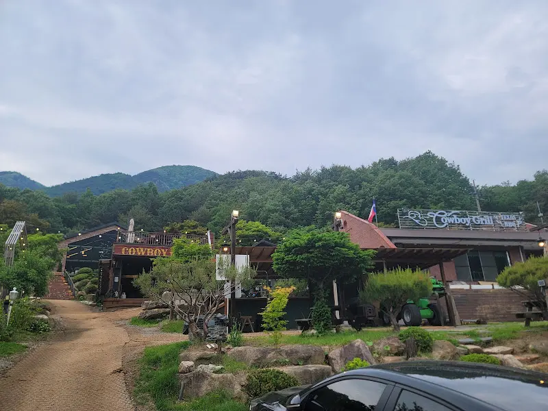 카우보이 그릴 전경