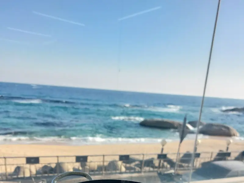 눈 앞에 펼쳐지는 드넓은 속초 바다