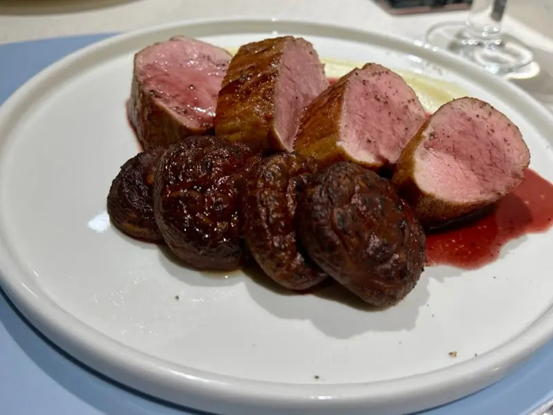 흑돼지 안심 스테이크