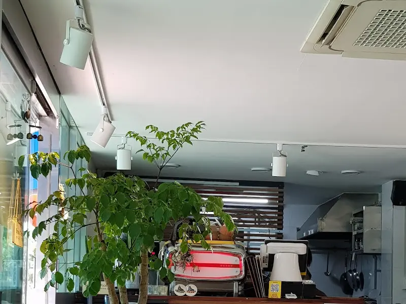 오늘도 무사히 내부 모습