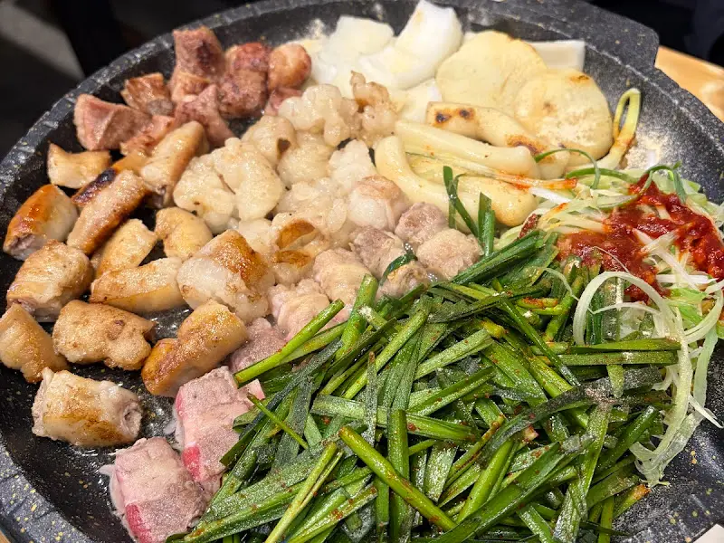 모듬 곱창 구이 근접샷