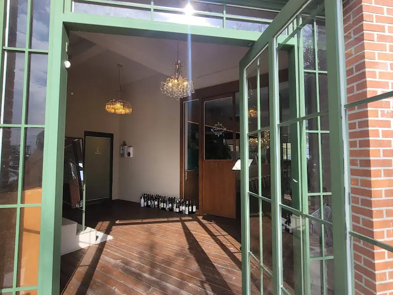 Conte de Fees 입구