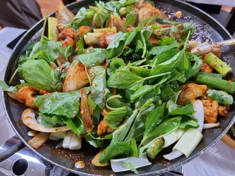 싱싱한 야채와 붕장어