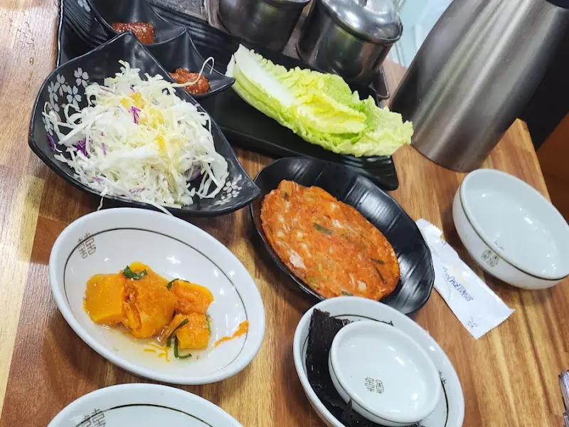 가람돌솥밥 상차림