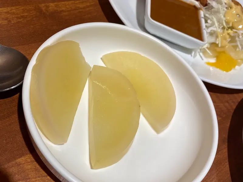 큼지막한 단무지