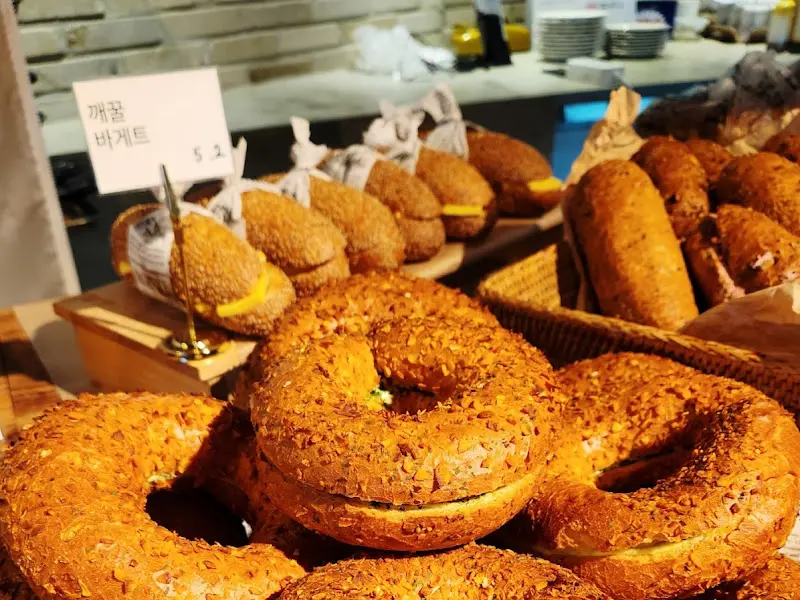 다양한 빵 종류