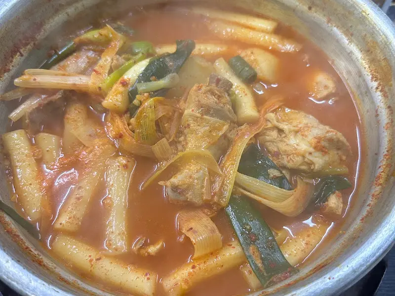 계림 닭도리탕 끓는 모습