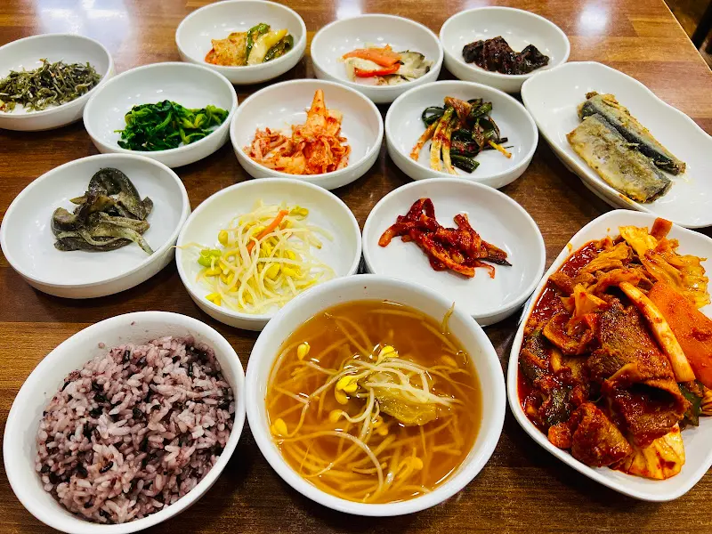 경복식당 백반 전체 모습
