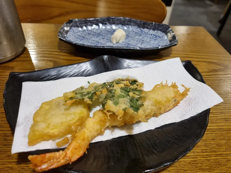 바삭하게 튀겨진 튀김