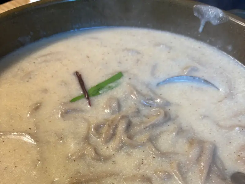 들깨칼국수 면발