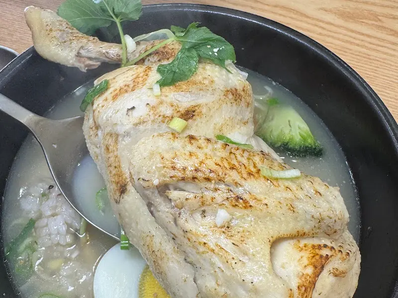 소국반계탕 닭고기