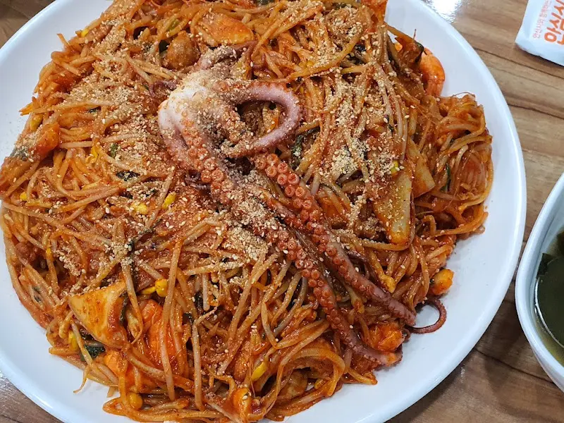 푸짐한 해물찜 한 상차림