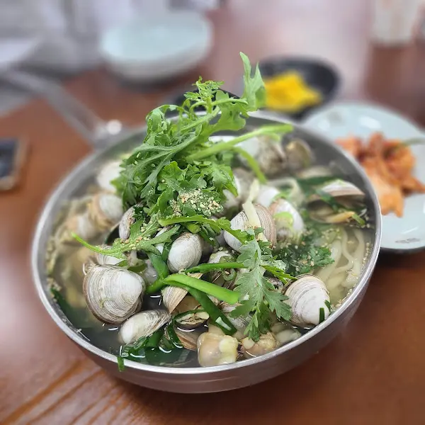 해물칼국수 근접샷 2